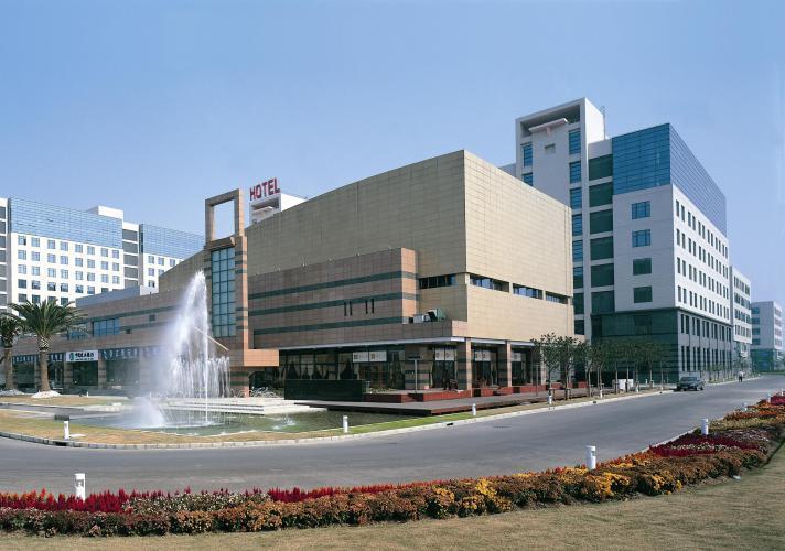 River Front Business Hotel Shanghái Exterior foto
